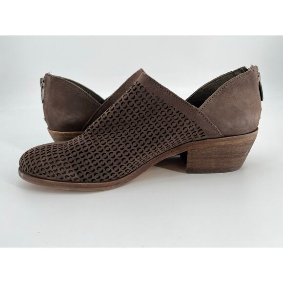 Vince Camuto Paleta Ankle Boot Sz 9M Perforated Brown Leather Low Heel Bootie - Picture 6 of 10